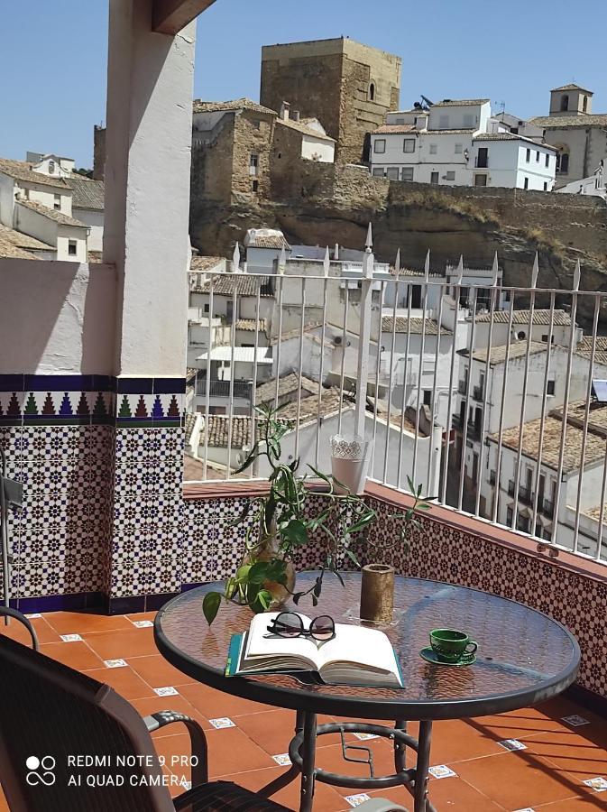 Casa De Las Lanzas Setenil De Las Bodegas Exterior foto